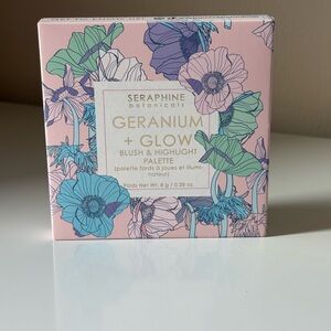 Geranium + Glow Blush & Highlight Palette